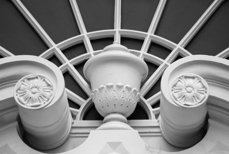Roosevelt-Library-Door-Crown